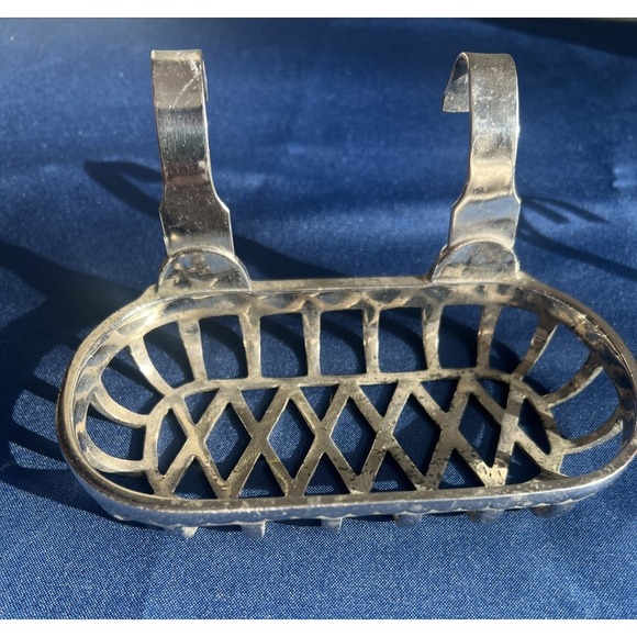 The Unbranded Brand Other - Clawfoot Bathtub Bar Soap Caddy Holder, Vintage, Chrome Metal, antique style